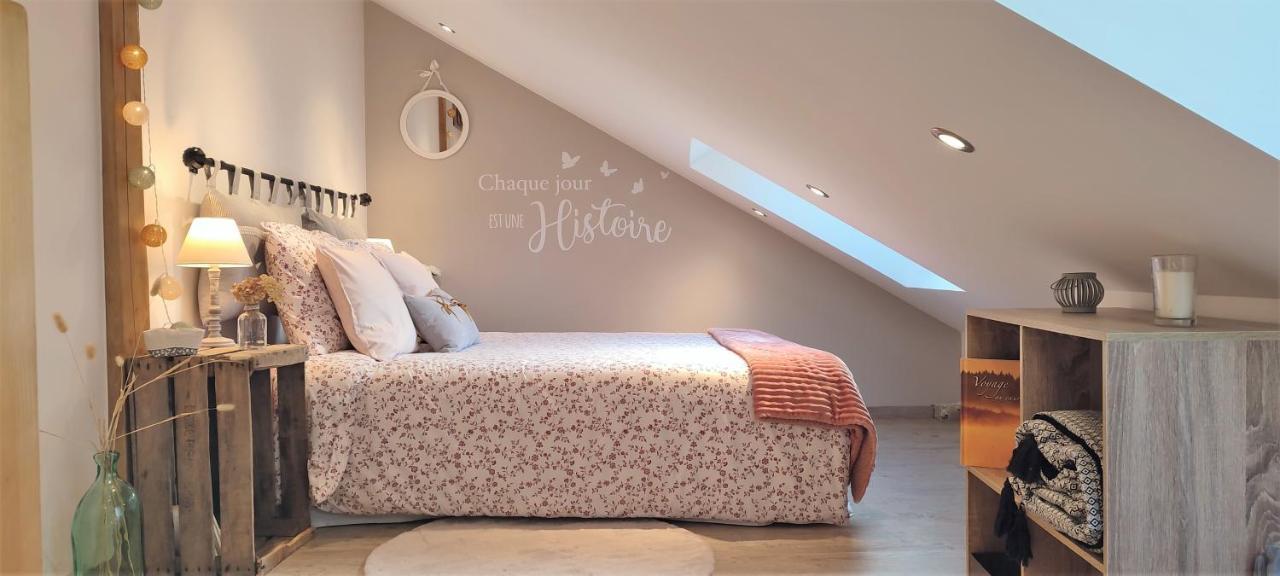 Gite De Charme Beaujoyeulx Molineuf Exterior foto